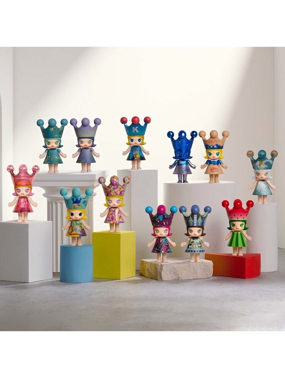 POP MART MEGA ROYAL MOLLY 100% Anniversary Series Sealed Set of 9 blind Boxes